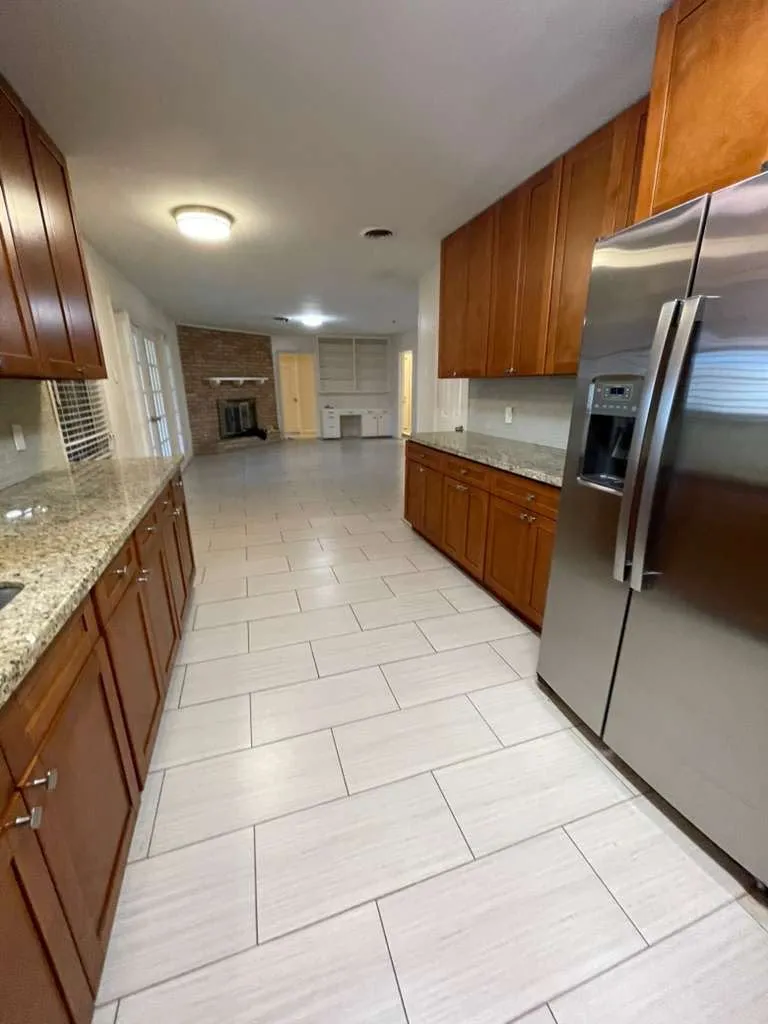 Residential, Move-In / Move-Out — Missouri City, TX
